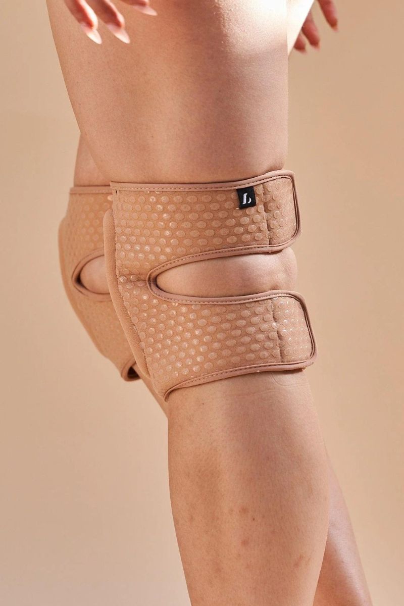 Lunalae Velcro Sticky Grip Kneepads - Sand