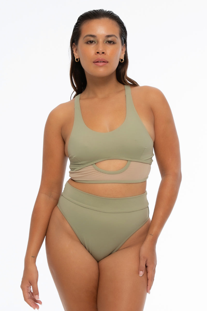 Nona Perkasa Amara Bottoms - Light Sage